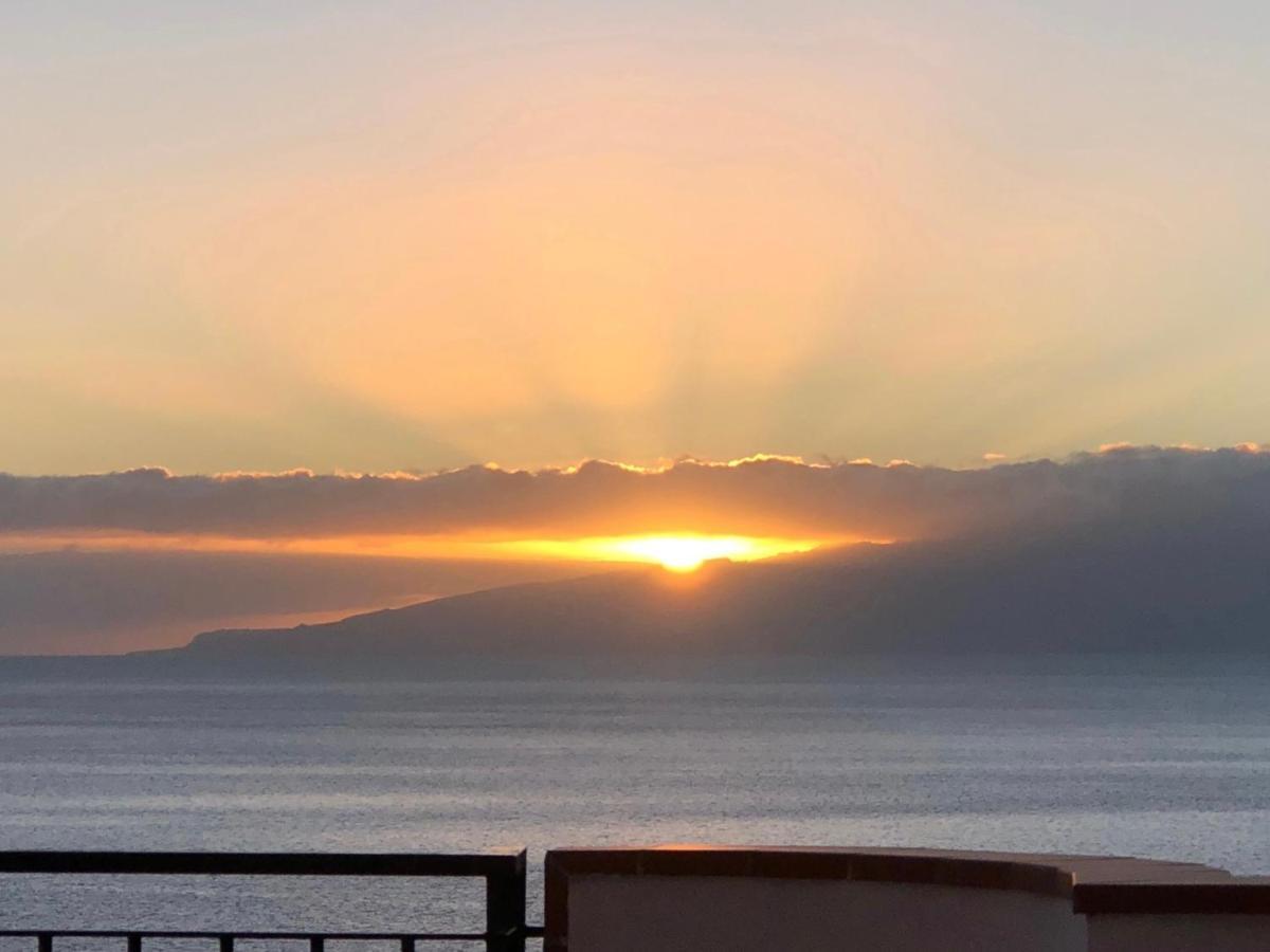 Amazing Duplex With Large Terrace And Sea Views Apartment Puerto de Santiago  Luaran gambar